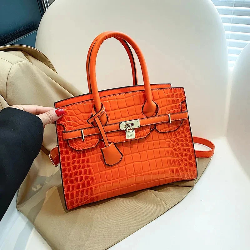 Casablanca - תיק דגם